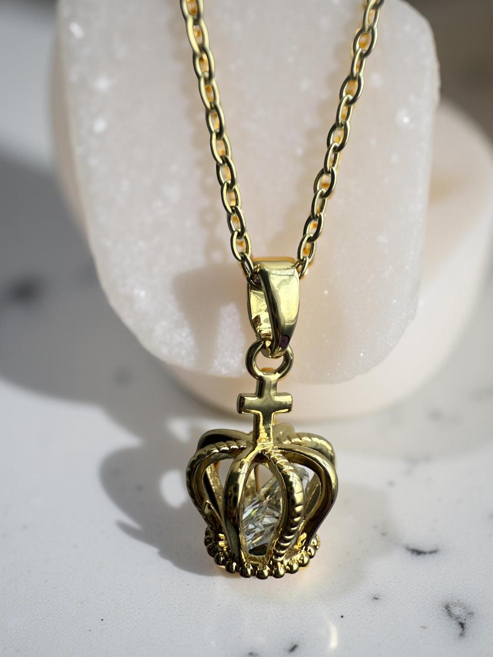 Women's Jewelry_ "Cross with Crown"