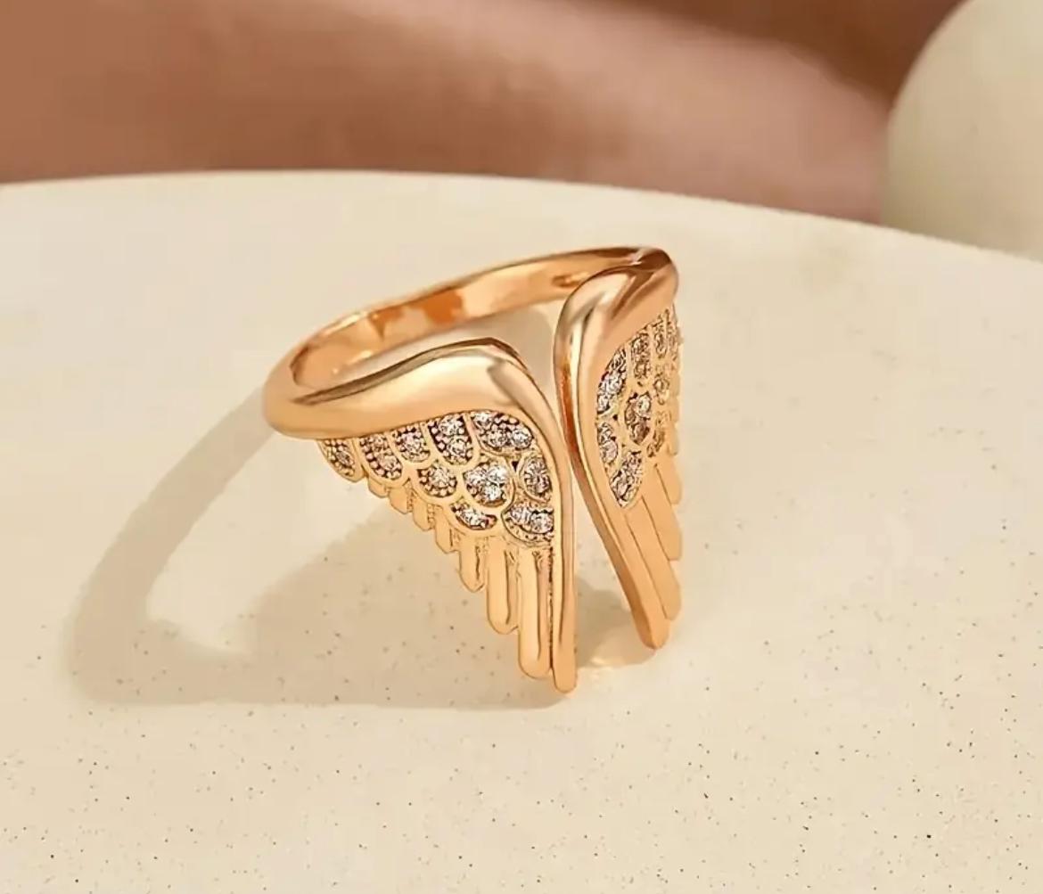 Women's Jewelry_ "Wings Ring"