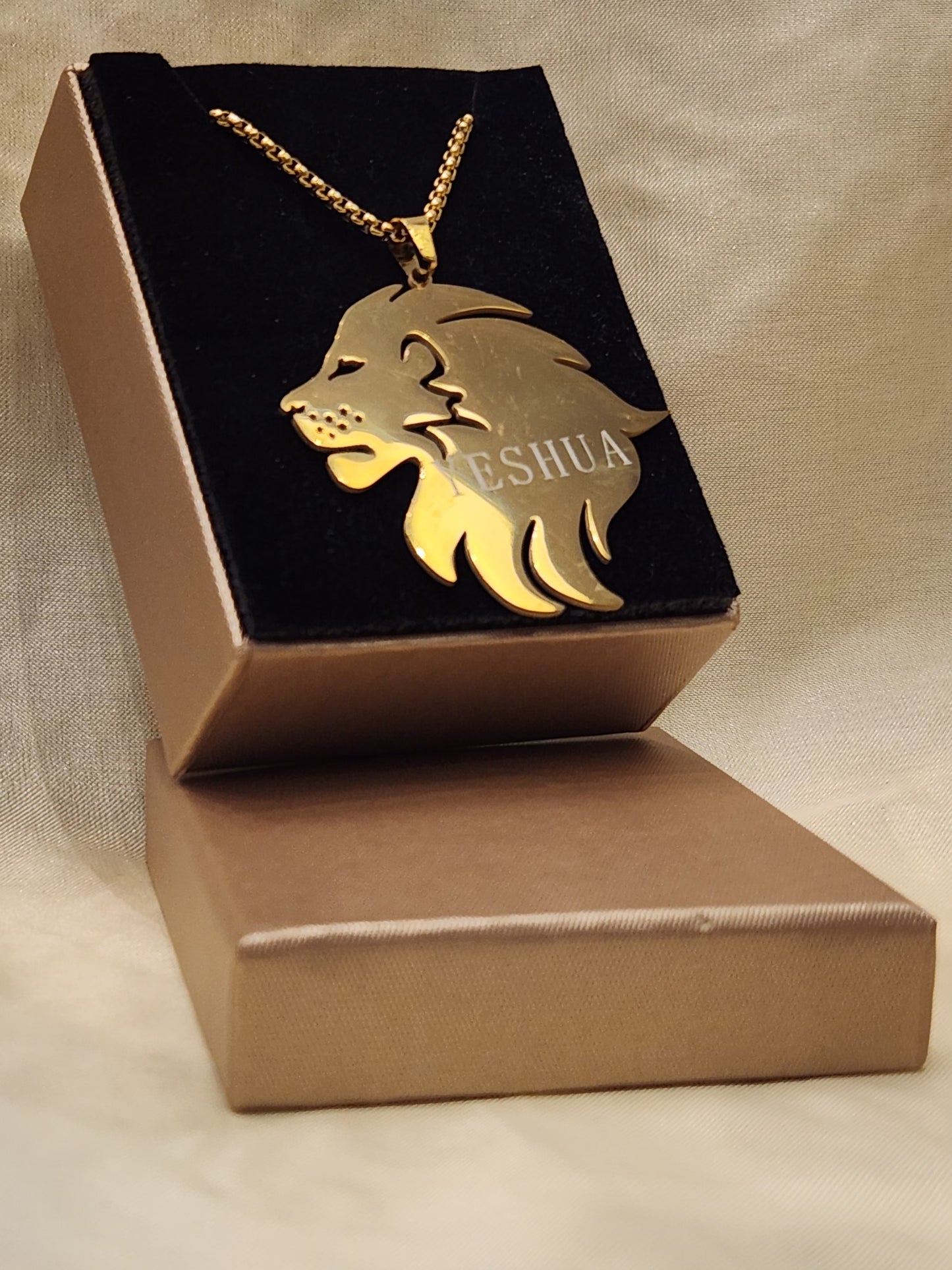 Men's Jewelry_ "YESHUA" Engraved