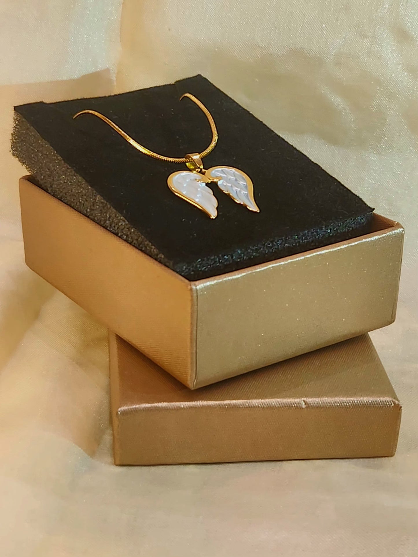 Women's Jewelry_ "Wings Chain"