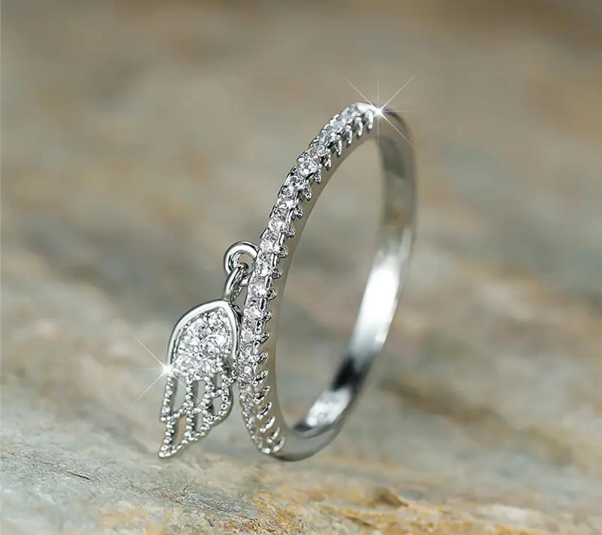 Women's Jewelry_ "Wing Design"