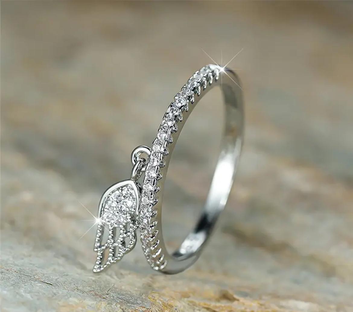 Women's Jewelry_ "Wing Design"
