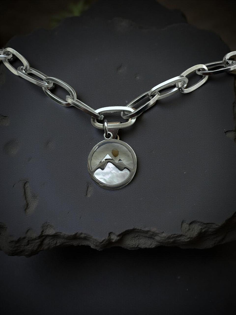 Women's Jewelry_ "Faith That Moves Mountains"