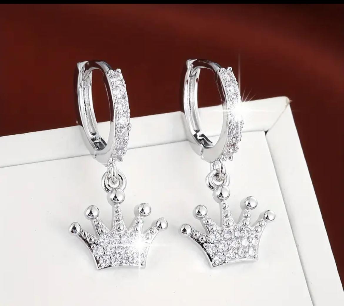 Women's Jewelry_ "Crown Earrings"