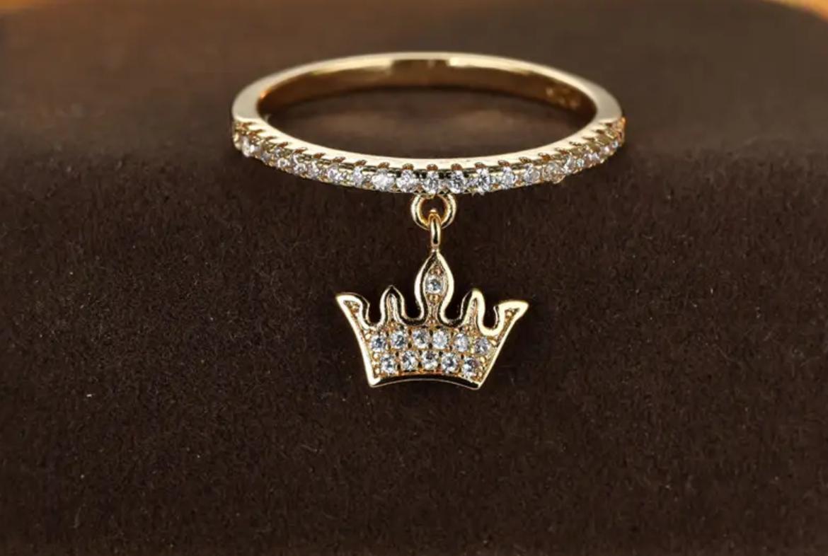 Women's Jewelry_ "Crown Ring"